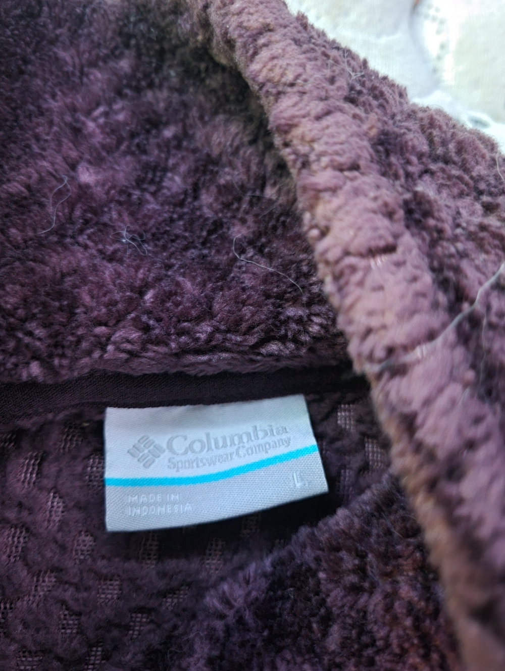 Columbia Women’s Plush Full-Zip Teddy Jacket - Plum - Picture 3 of 4